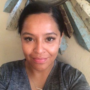 Meet your Posher, Brenda